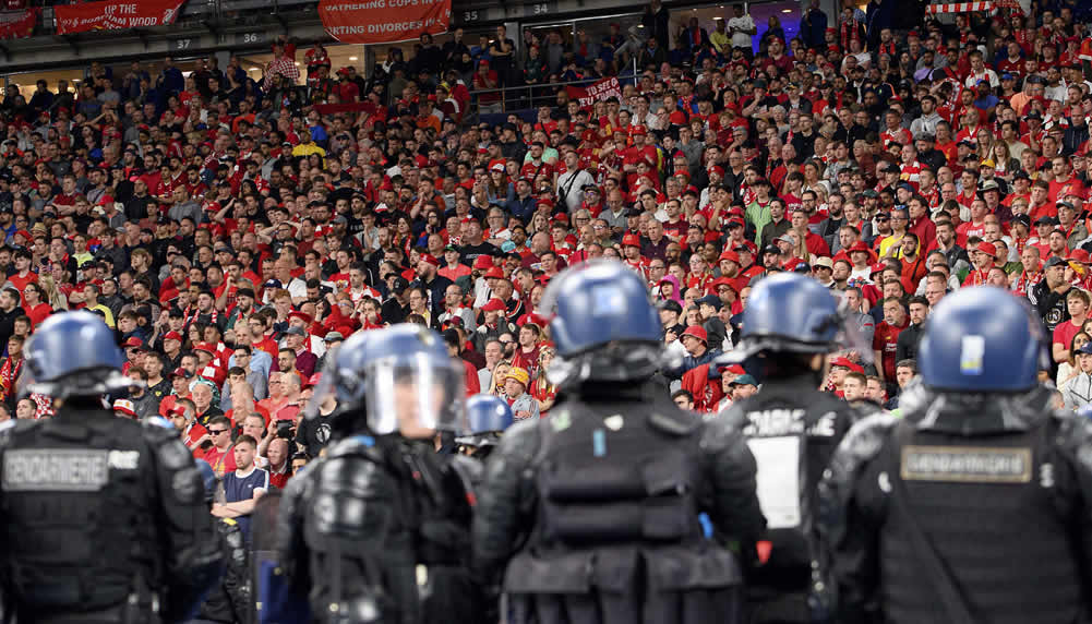 Britische Regierung übt scharfe Kritik nach Champions League-Chaos