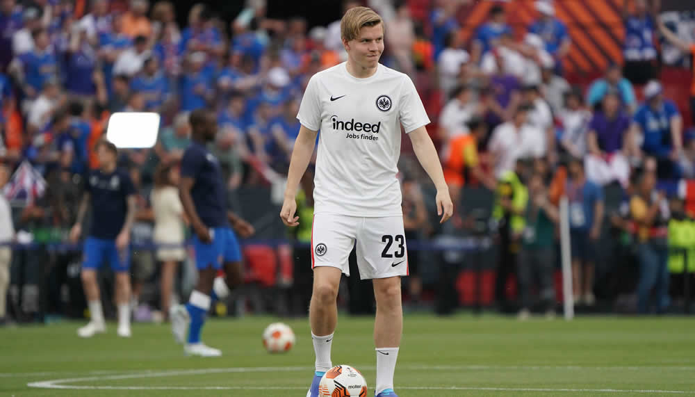 Fix: Jens Petter Hauge fest zu Eintracht Frankfurt