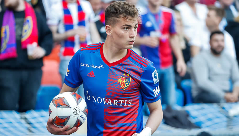 Der FCB muss sich von Sebastiano Esposito trennen – ein anderer Klub schlägt zu