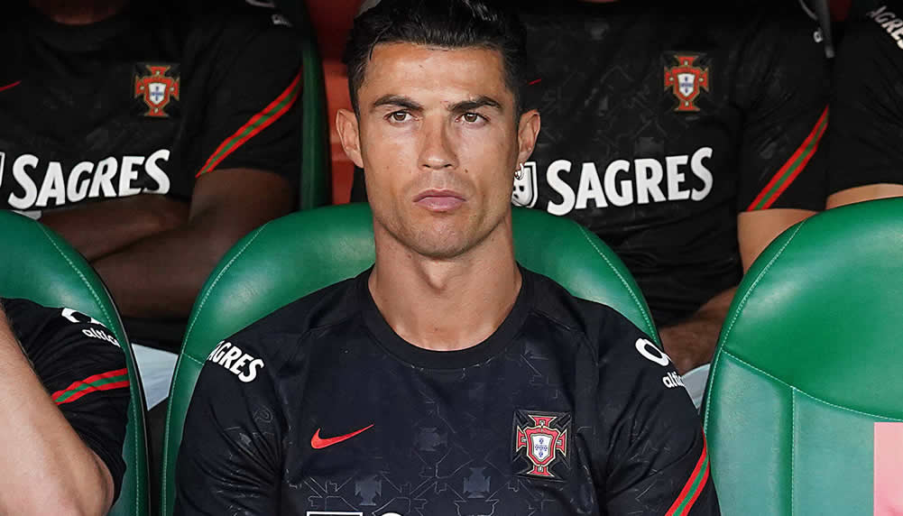 Cristiano Ronaldo läuft gegen die Nati von Beginn weg auf