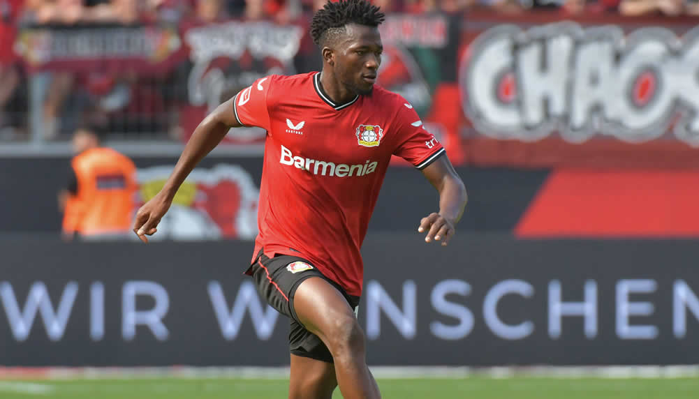 Chelsea ist an Leverkusen-Verteidiger Edmond Tapsoba dran