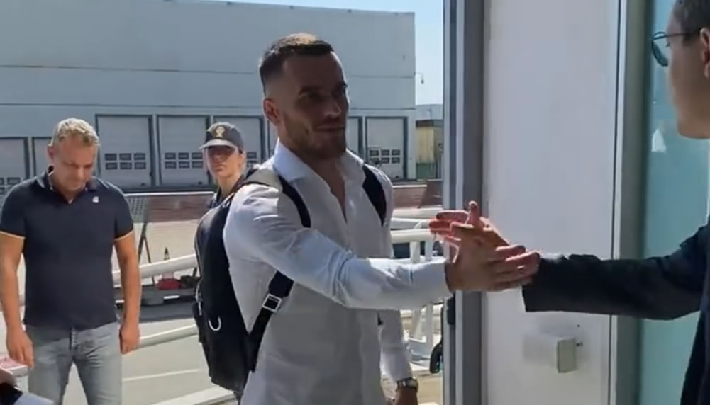 Es ist soweit: Filip Kostic in Turin angekommen