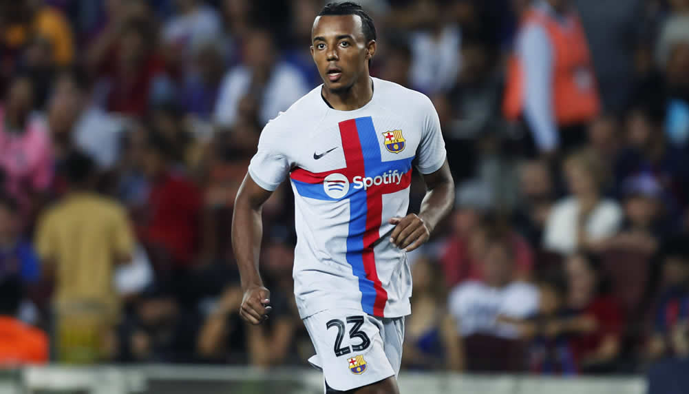 Endlich: Der FC Barcelona hat Jules Koundé registriert