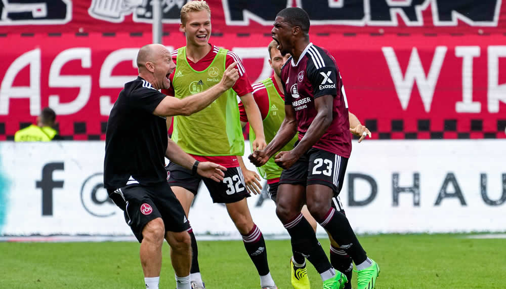 Im Video: Kwadwo Duah rettet den Club traumhaft
