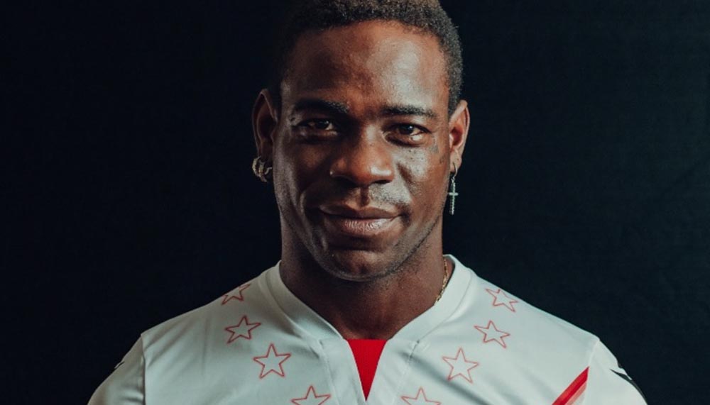 Das erste Foto: Mario Balotelli im Trikot des FC Sion