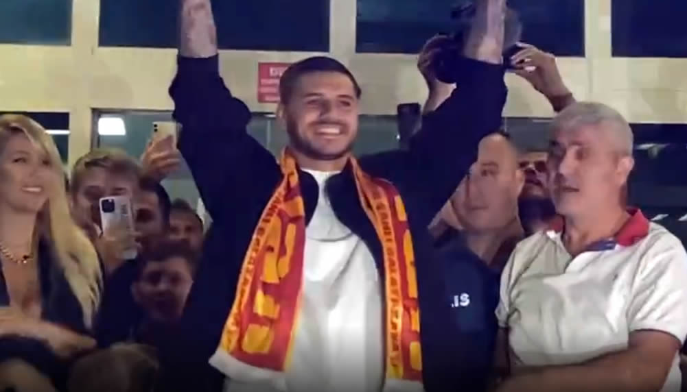 Galatasaray-Fans sind bei der Ankunft von Mauro Icardi völlig aus dem Häuschen