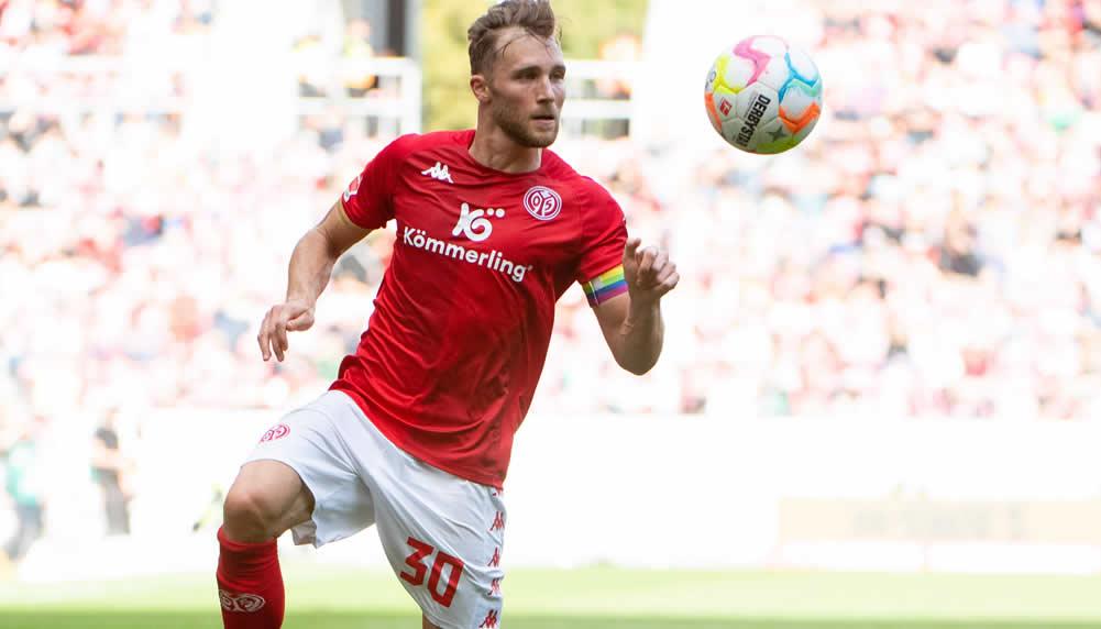 Nati-Verteidiger Silvan Widmer droht längere Zeit auszufallen