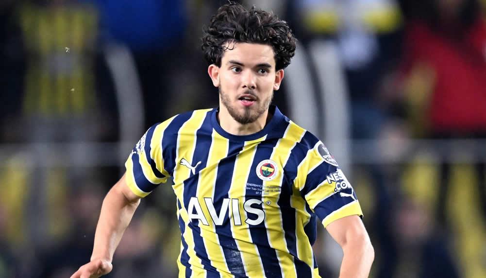 Fenerbahçe-Star Ferdi Kadioglu beim BVB im Gespräch