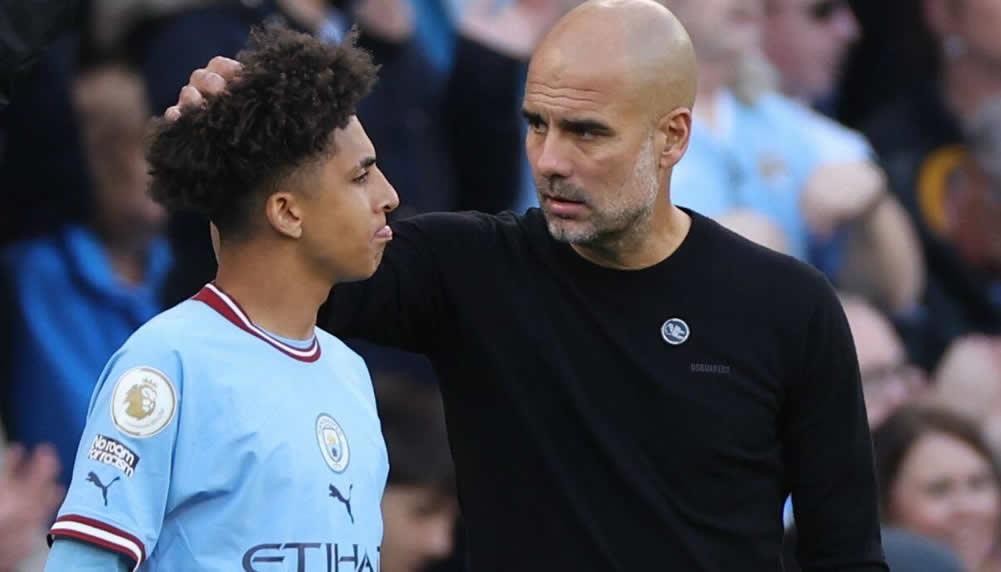 Pep Guardiola schüttet ManCity-Talent Rico Lewis mit Lob zu