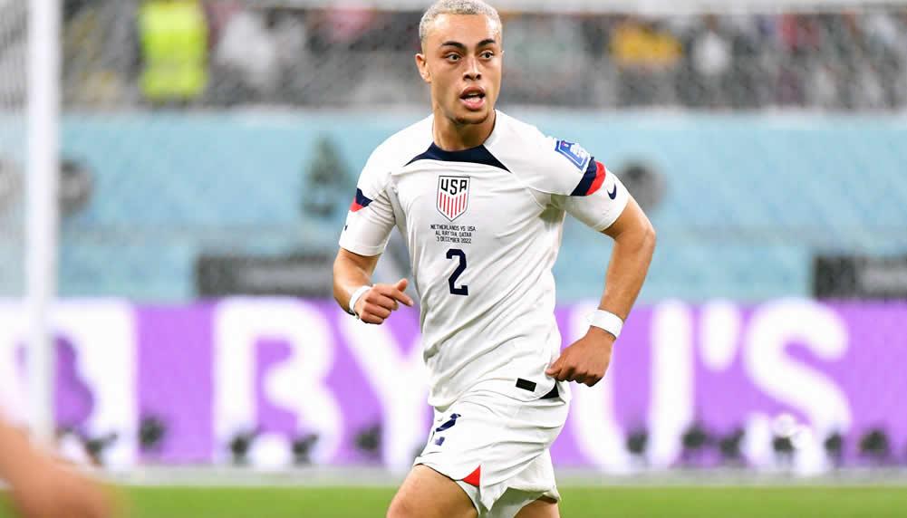Milan will Kaufoption bei Sergiño Dest ziehen