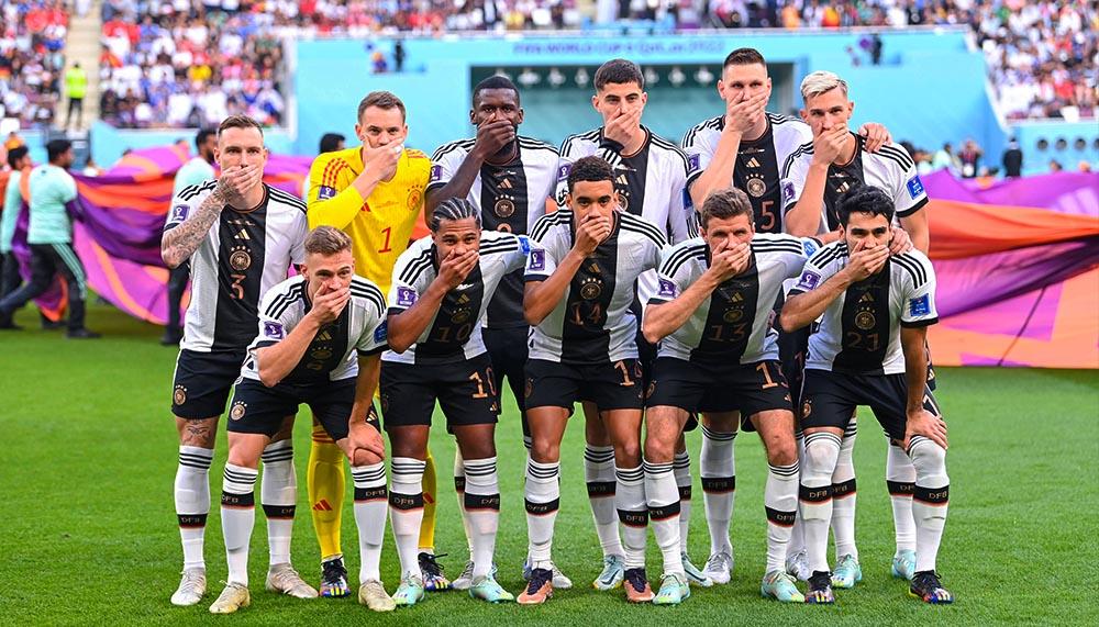 Nur zwei DFB-Stars hatten Lust auf das Mund-zu-Foto