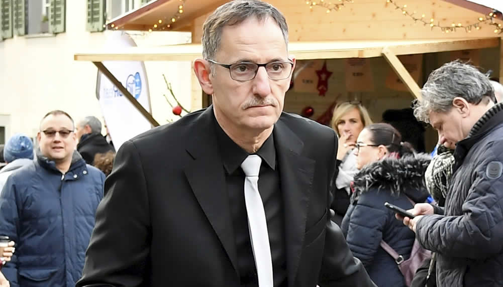Der FCZ unterstützt Mario Fehr bei den Regierungsratswahlen