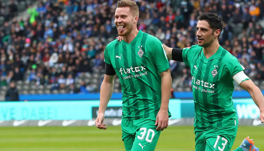 Nico Elvedi trifft für Gladbach mit Köpfchen, aber verliert