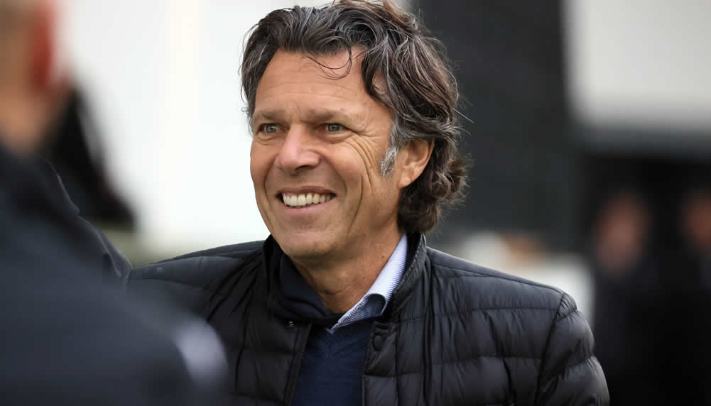 Urs Meier bringt sich als Schiri-Boss beim DFB ins Gespräch