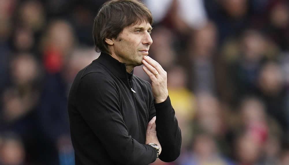 Napoli hat es wieder bei Antonio Conte versucht