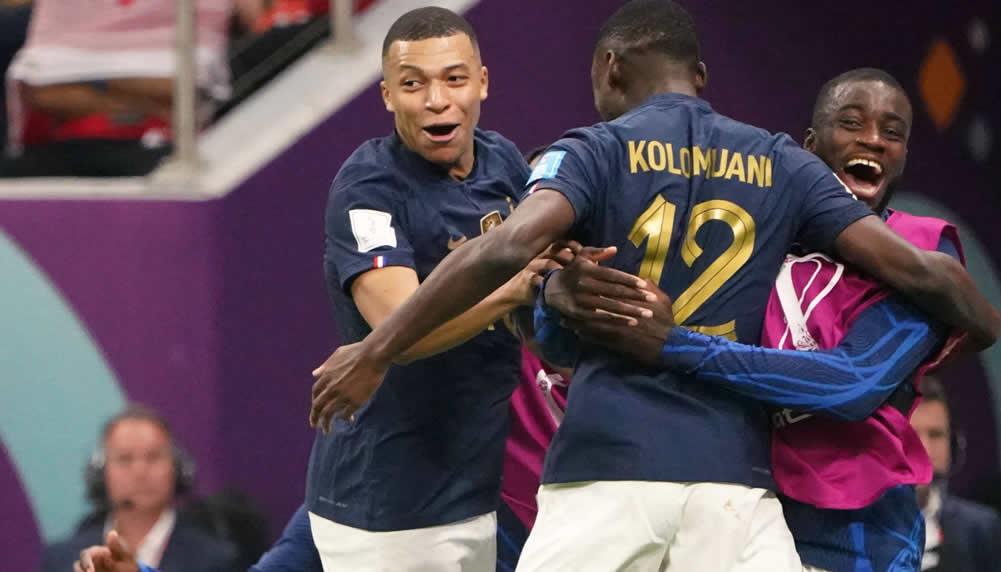 Kylian Mbappé spricht mit Kolo Muani über PSG-Wechsel