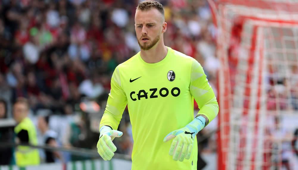 Premier Ligist bemüht sich um Freiburg-Goalie Mark Flekken