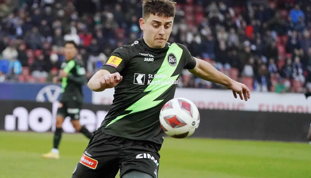 Basil Stillhart setzt Karriere beim FC Winterthur fort