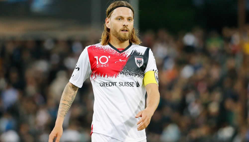 Der FC Aarau verlängert mit Captain Olivier Jäckle