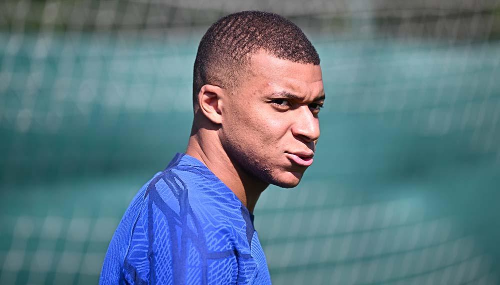 Mbappé: «Beschlossen, nächste Saison bei PSG zu spielen»