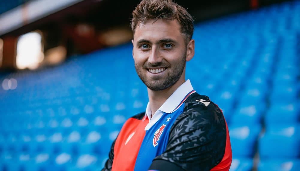 Fix: Der FC Basel angelt sich Wunschspieler Dominik Schmid