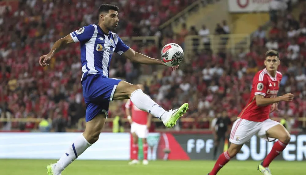 Milan gibt 20-Millionen-Angbeot für neuen Stürmer ab