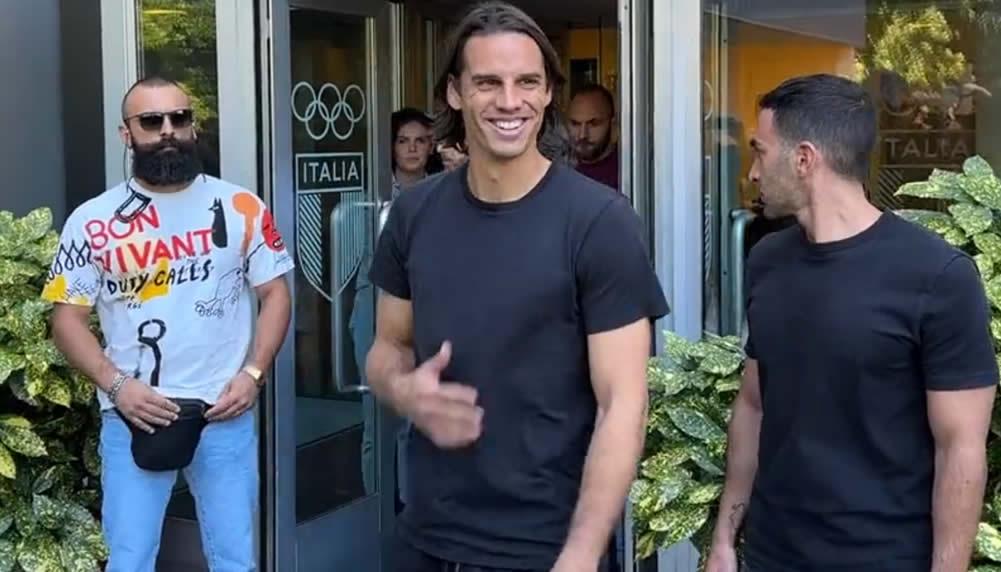 Beim Medizintest: Yann Sommer zeigt sich in Mailand