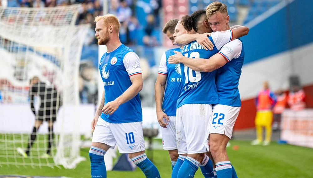 Im Video: Van der Werff trifft schon wieder – und wird Rostock-Matchwinner