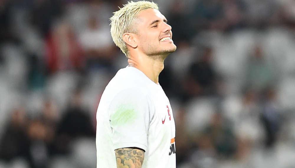 Icardi verfehlt leeres Tor bei Penalty, nachdem Kollege ablegt