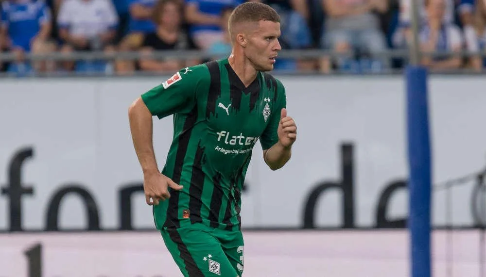 Gladbach zittert um Nico Elvedi