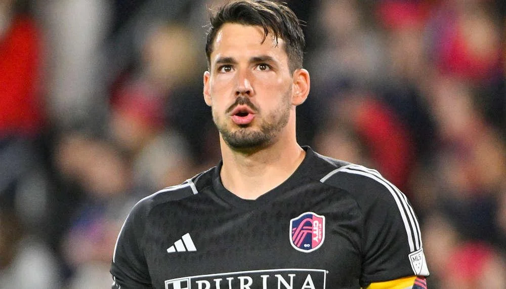 Roman Bürki teilt gegen BVB-Führung aus und schwärmt für Leben in den USA