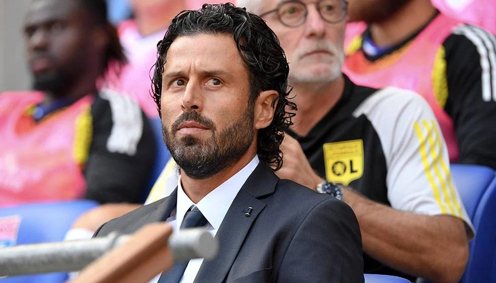 Grosso droht in Lyon ein frühes Amtsende