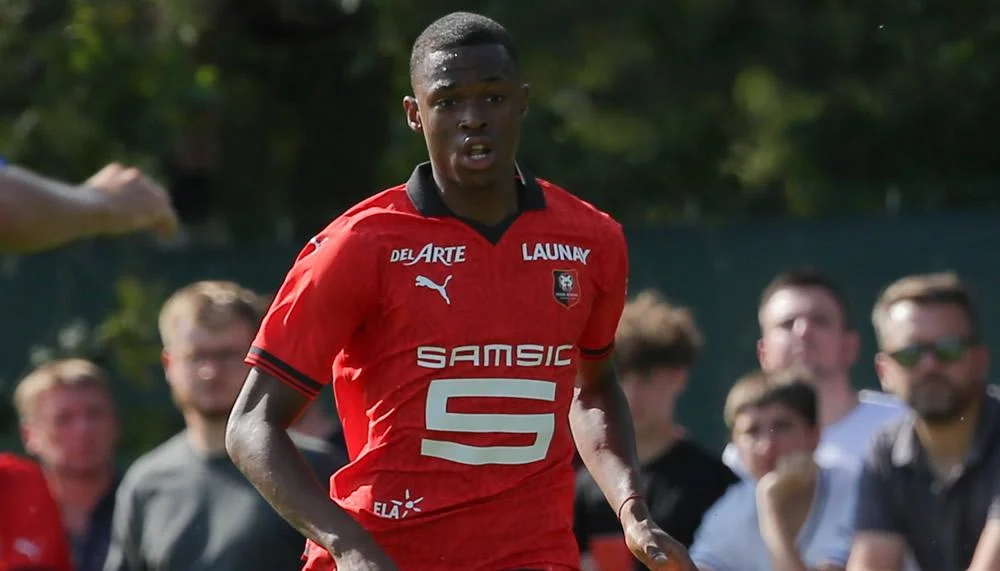 BVB signalisiert(e) Interesse an Jeanuel Belocian