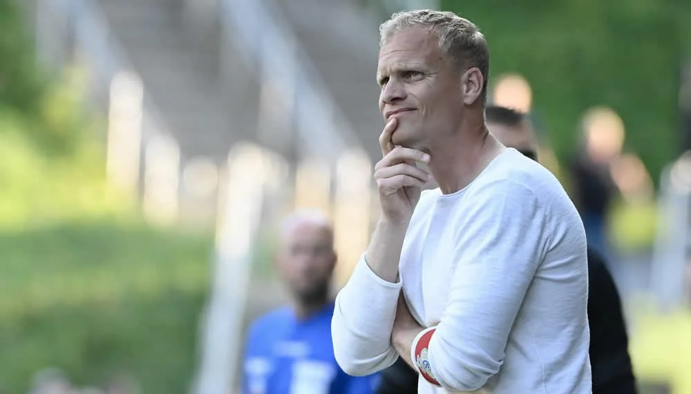 Schalke-Überraschung: Belgischer Trainer übernimmt wohl