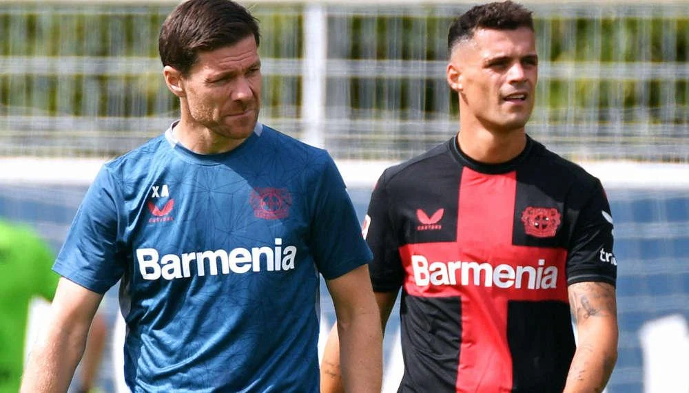 Granit Xhaka erklärt die Unterschiede zwischen Arteta & Xabi Alonso