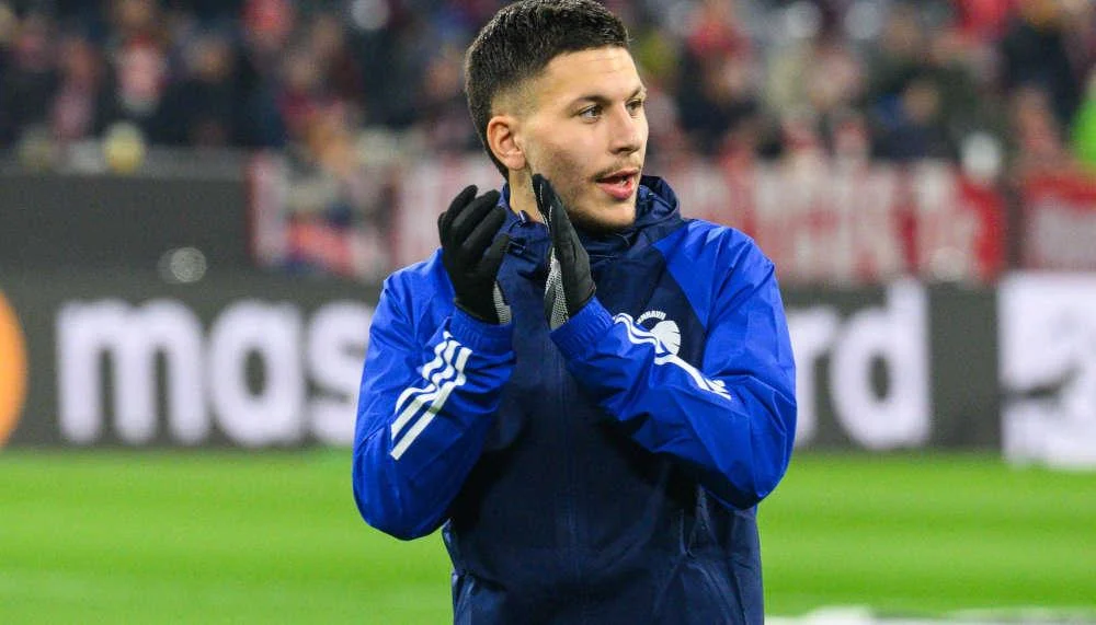 Leverkusen möchte das schwedische Sturmtalent Roony Bardghji verpflichten
