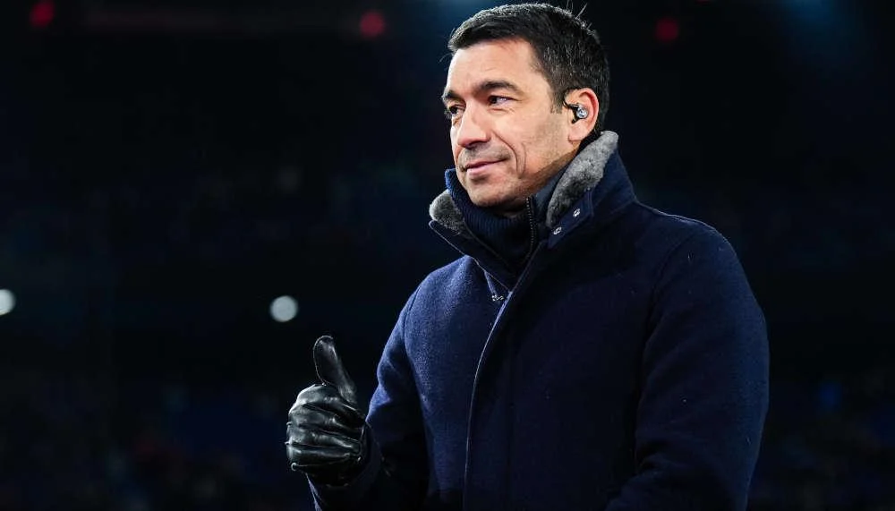 Besiktas heuert Giovanni van Bronckhorst als Trainer an