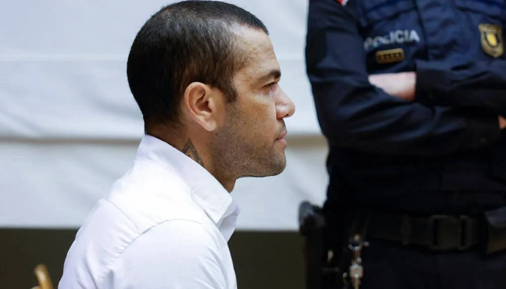 Dani Alves zu viereinhalb Jahren Gefängnis verurteilt