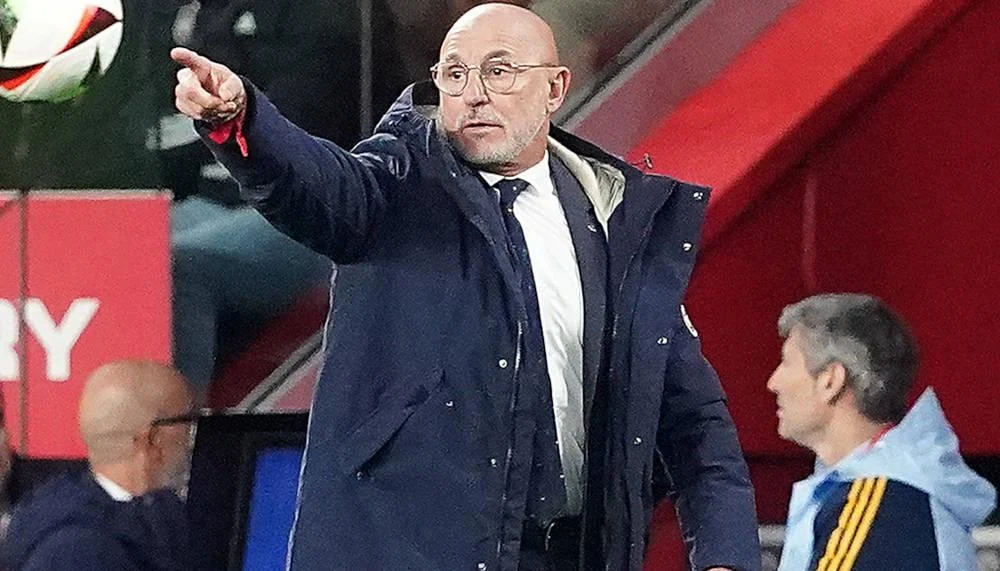 Spanien verlängert mit Nationaltrainer Luis de la Fuente