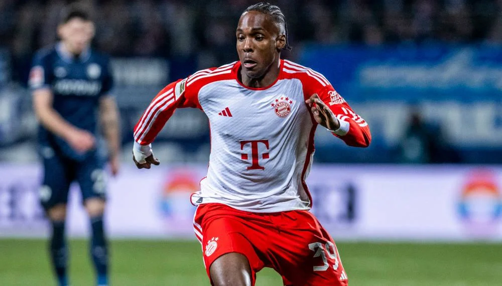 3 Klubs wollen sich Bayern-Stürmer Mathys Tel krallen