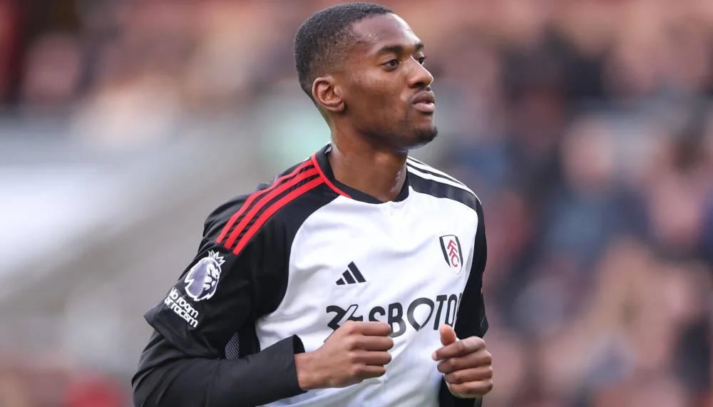 Liverpool blickt für van Dijk-Nachfolge auf Fulham-Verteidiger