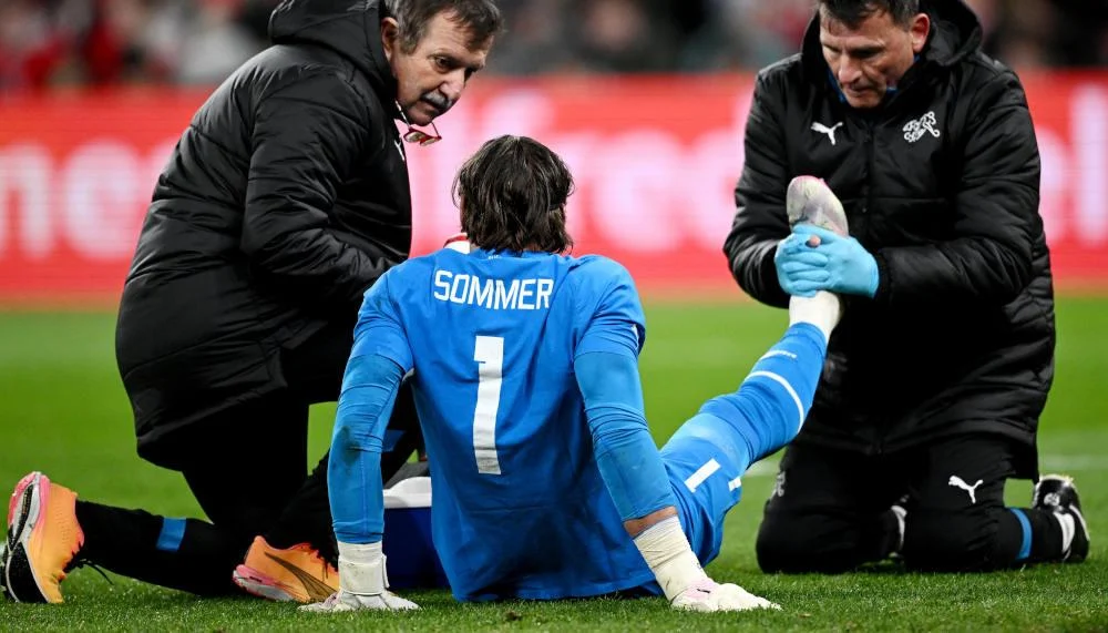 Nati-Schock: Yann Sommer verletzt sich gegen Dänemark
