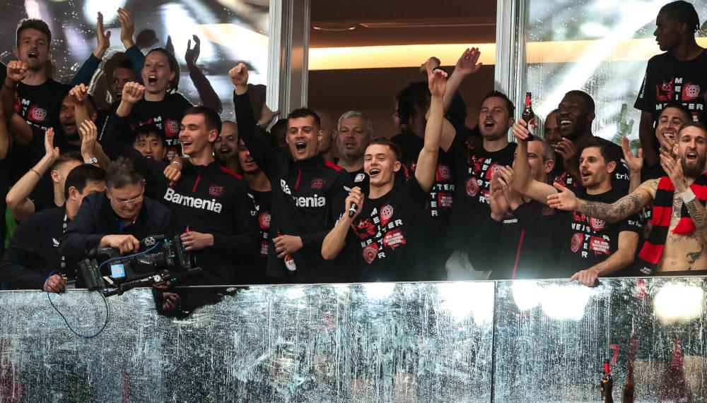 Wilde Partynacht in Leverkusen nach Meistertitel