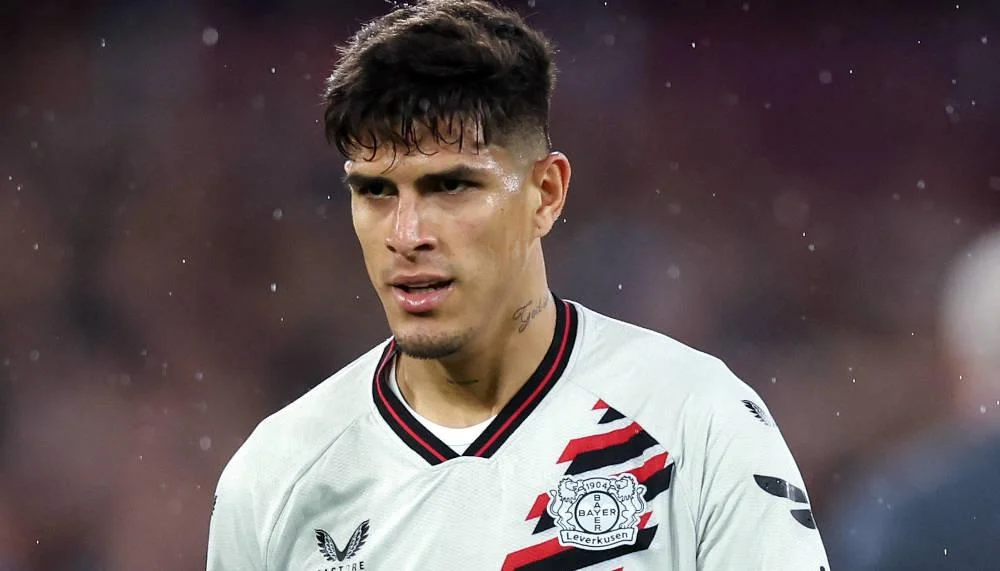 Leverkusen erhält erstes Angebot für Piero Hincapié