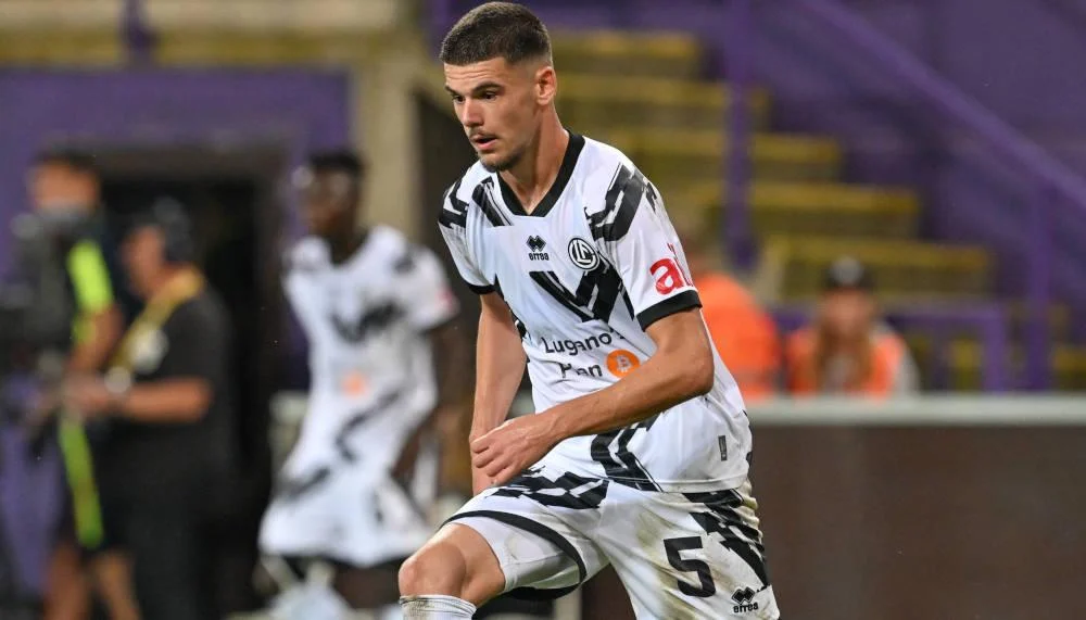 Zwei Klubs aus Topligen schielen auf Shooting Star Albian Hajdari