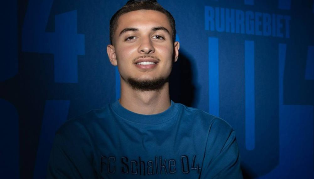 Schalke 04 krallt sich das Supertalent Aris Bayindir