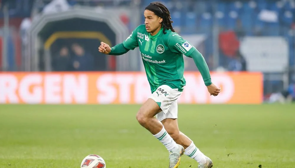 Lausanne-Sport versuchte, Isaac Schmidt zurückzuholen