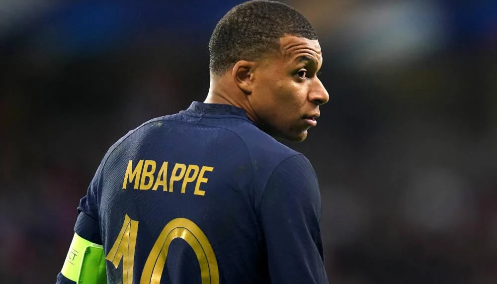 Offiziell: Kylian Mbappé hat sich eigenen Fussballklub gekauft