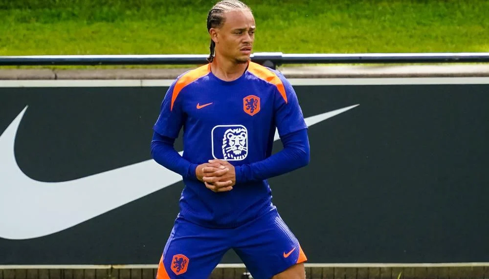 Bayerns Max Eberl will Xavi Simons unbedingt verpflichten