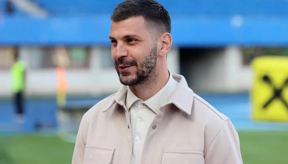 Ex-FCB-Verteidiger Dragovic kehrt nach Österreich zurück